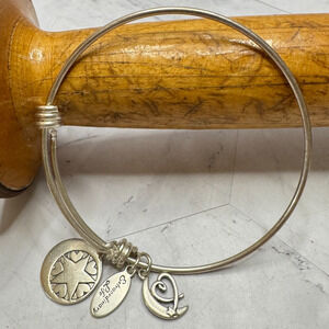 Extraordinary Life Charm Bracelet 925 Sterling Silver To the Moon and Back EUC